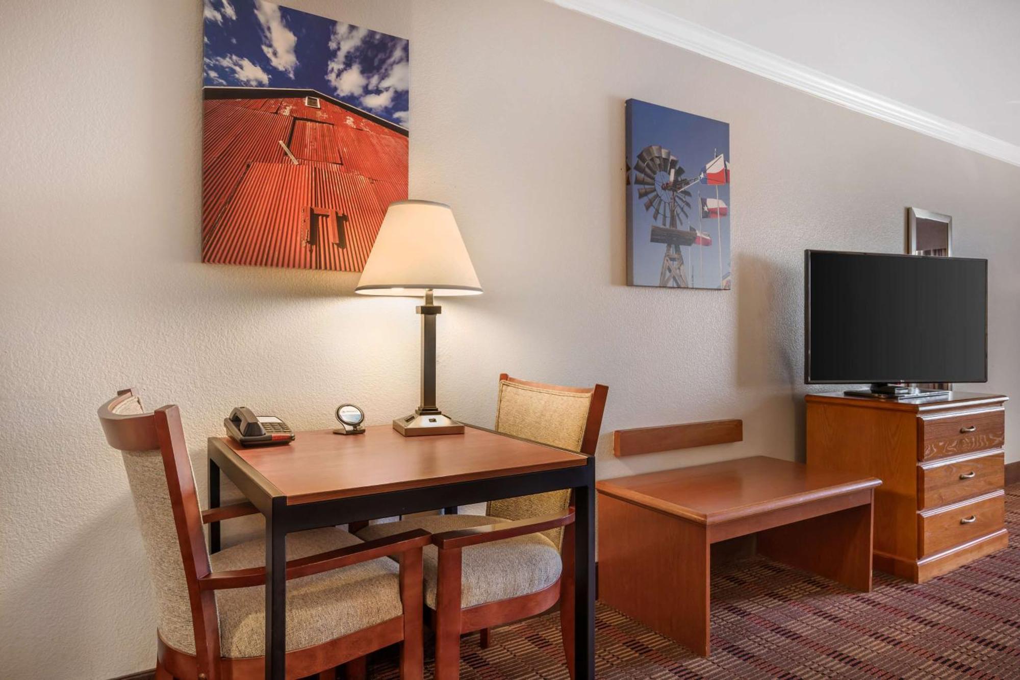 Best Western Club House Inn & Suites Mineral Wells Exterior photo