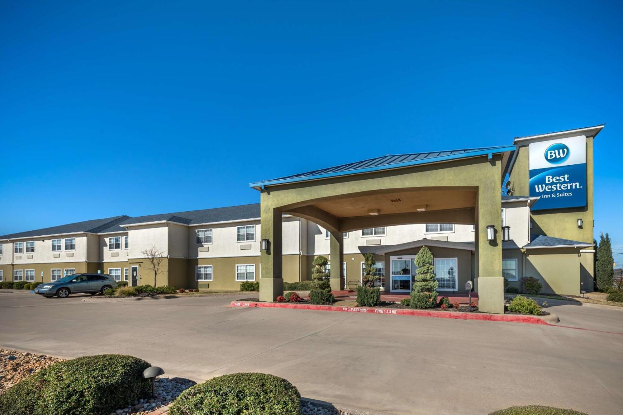 Best Western Club House Inn & Suites Mineral Wells Exterior photo
